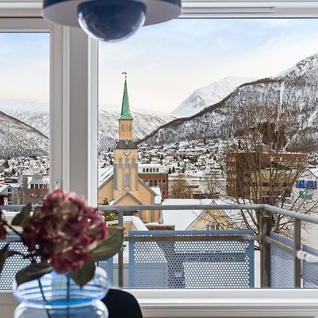 Downtown Apartment - The View Tromso Bagian luar foto
