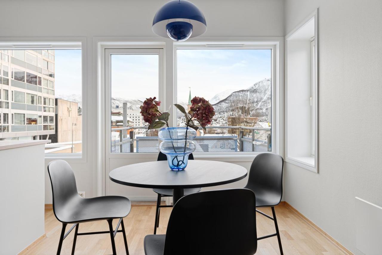 Downtown Apartment - The View Tromso Bagian luar foto