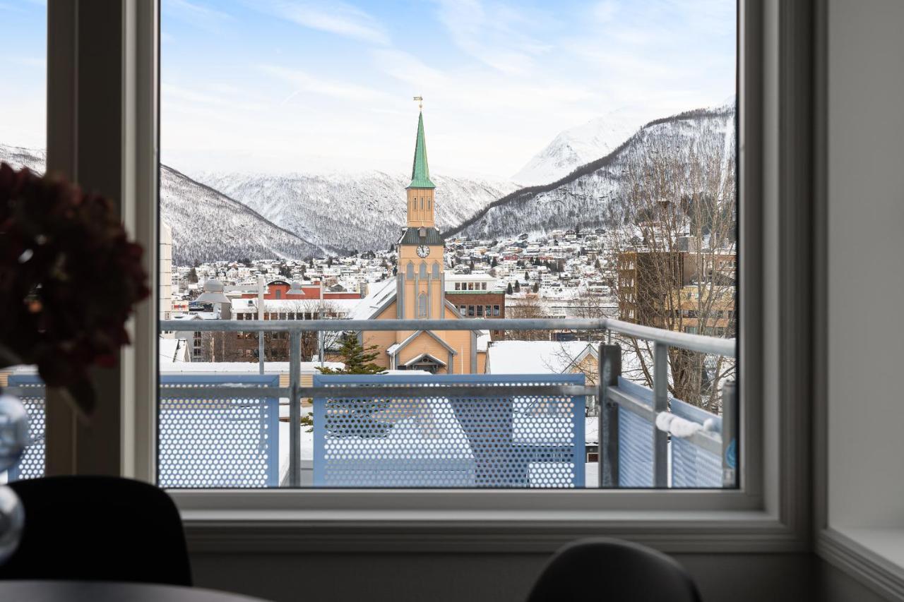 Downtown Apartment - The View Tromso Bagian luar foto